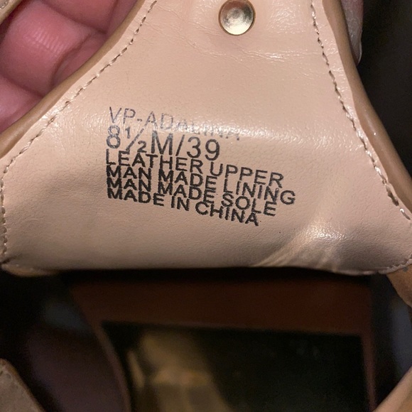 Vince Camuto Adelina sandals - Picture 5 of 6